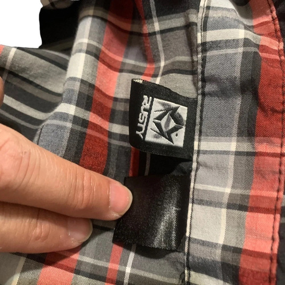 RUSTY men's size large red and black shirt sleeve button up shirt - Picture 3 of 5